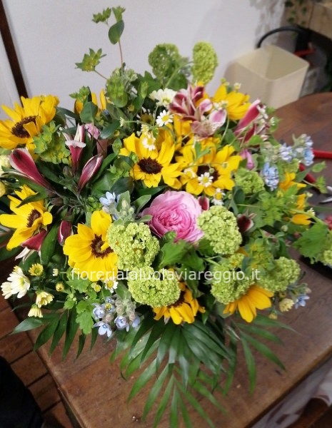 bouquet con girasoli